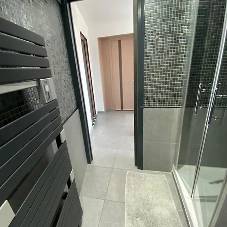 Luxueux 2 Chambres, Vue דירה