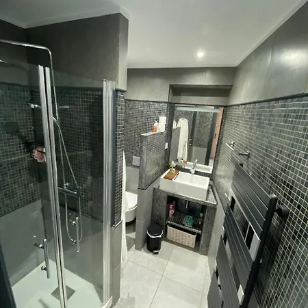 Luxueux 2 Chambres, Vue לה גרנד מוט